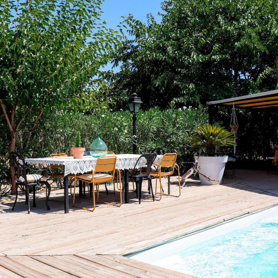 B&B La Terre Brulee Aigues-Mortes Εξωτερικό φωτογραφία