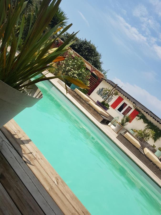 B&B La Terre Brulee Aigues-Mortes Εξωτερικό φωτογραφία