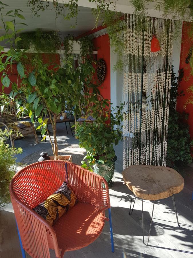 B&B La Terre Brulee Aigues-Mortes Εξωτερικό φωτογραφία
