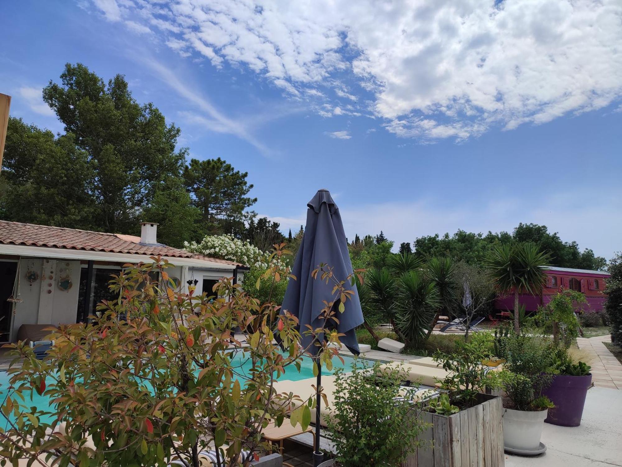 B&B La Terre Brulee Aigues-Mortes Εξωτερικό φωτογραφία
